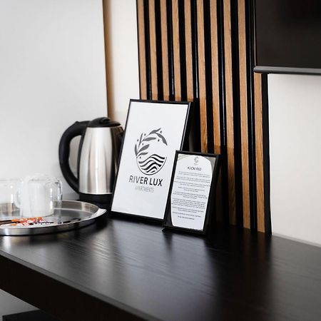 Mini Hotel Riverlux Apartments باتشكا بالانكا المظهر الخارجي الصورة
