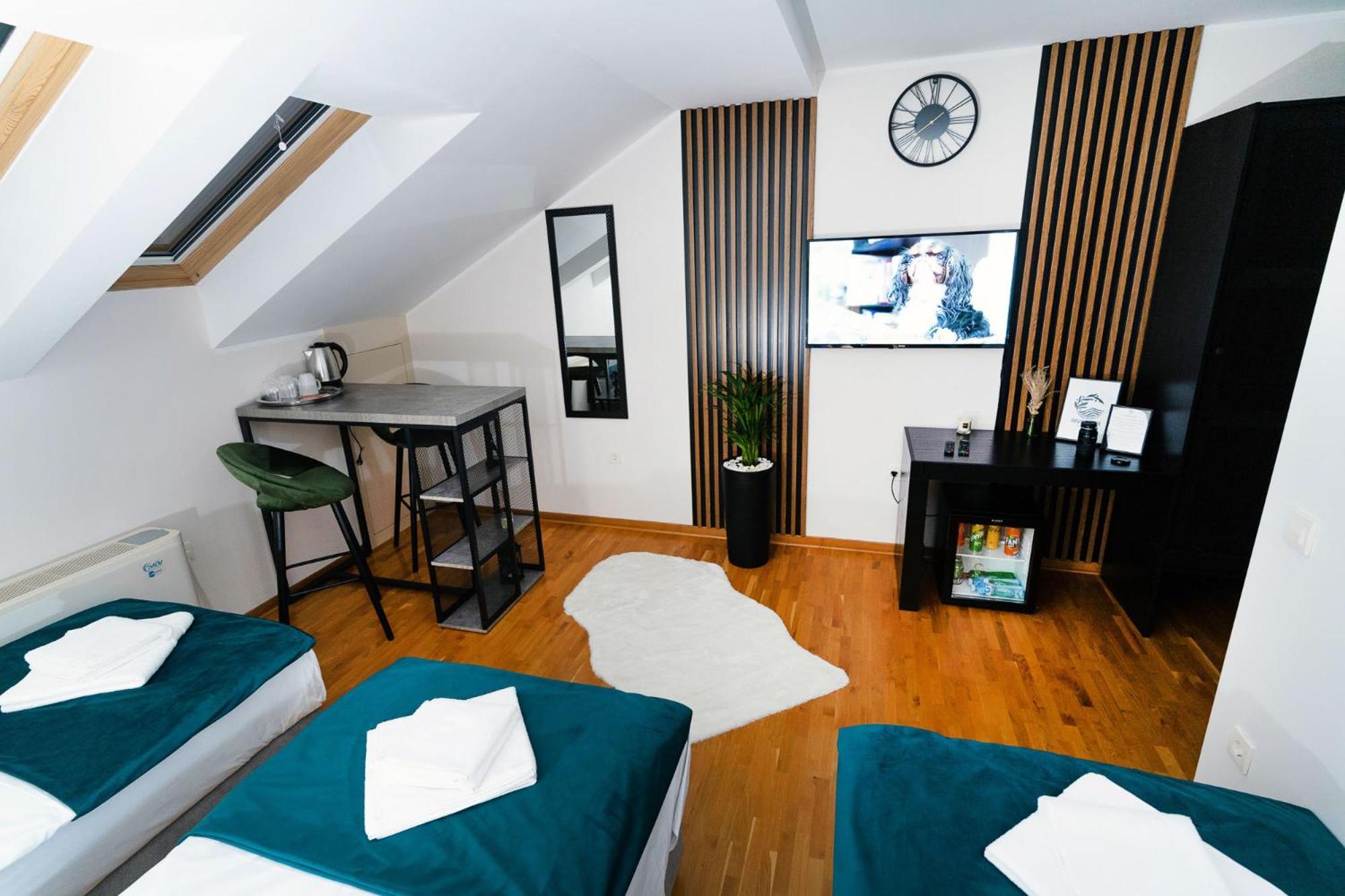 Mini Hotel Riverlux Apartments باتشكا بالانكا المظهر الخارجي الصورة
