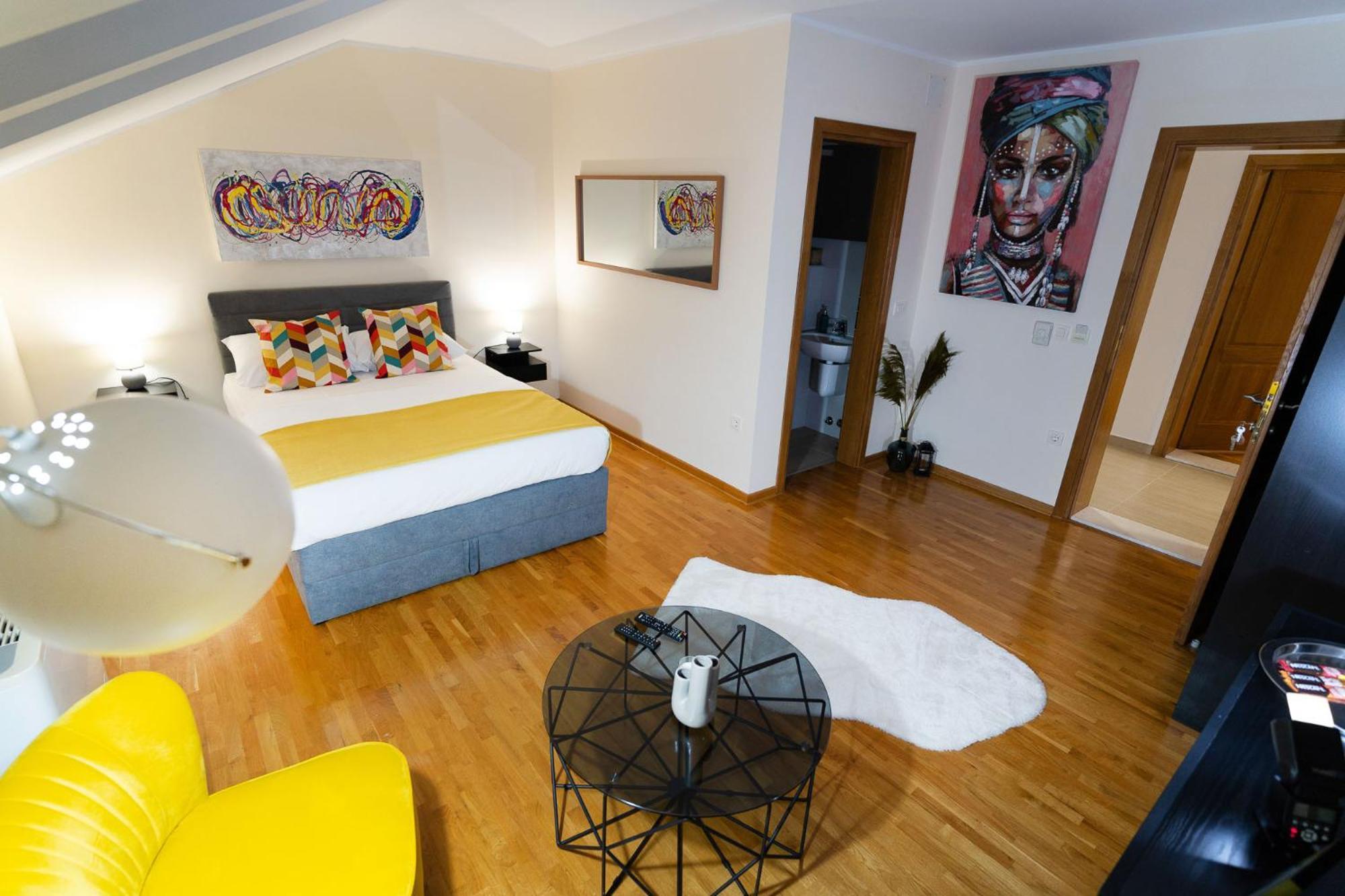 Mini Hotel Riverlux Apartments باتشكا بالانكا المظهر الخارجي الصورة